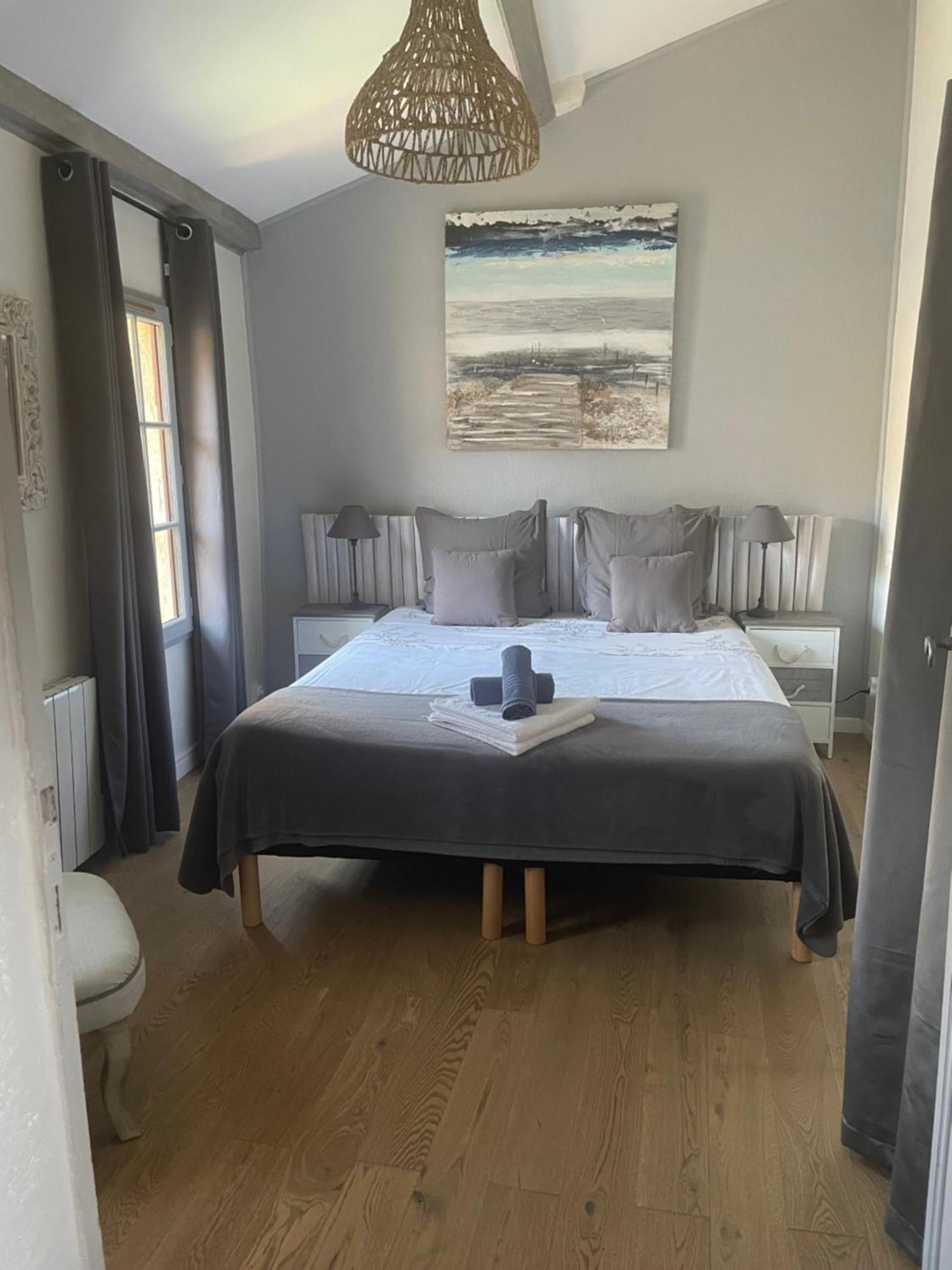 Uzès Appartement A 50 M De La Place Aux Herbes מראה חיצוני תמונה