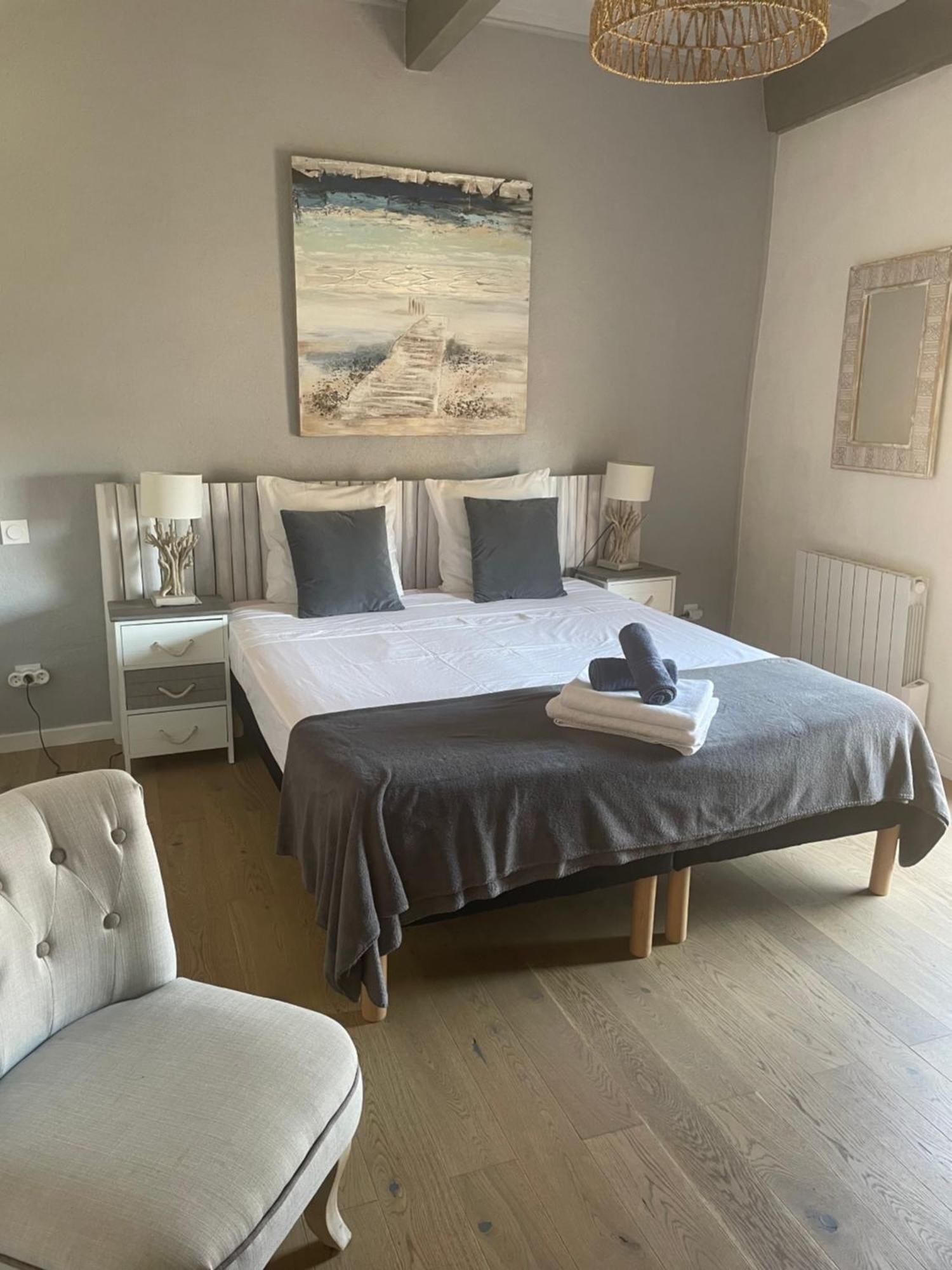 Uzès Appartement A 50 M De La Place Aux Herbes מראה חיצוני תמונה
